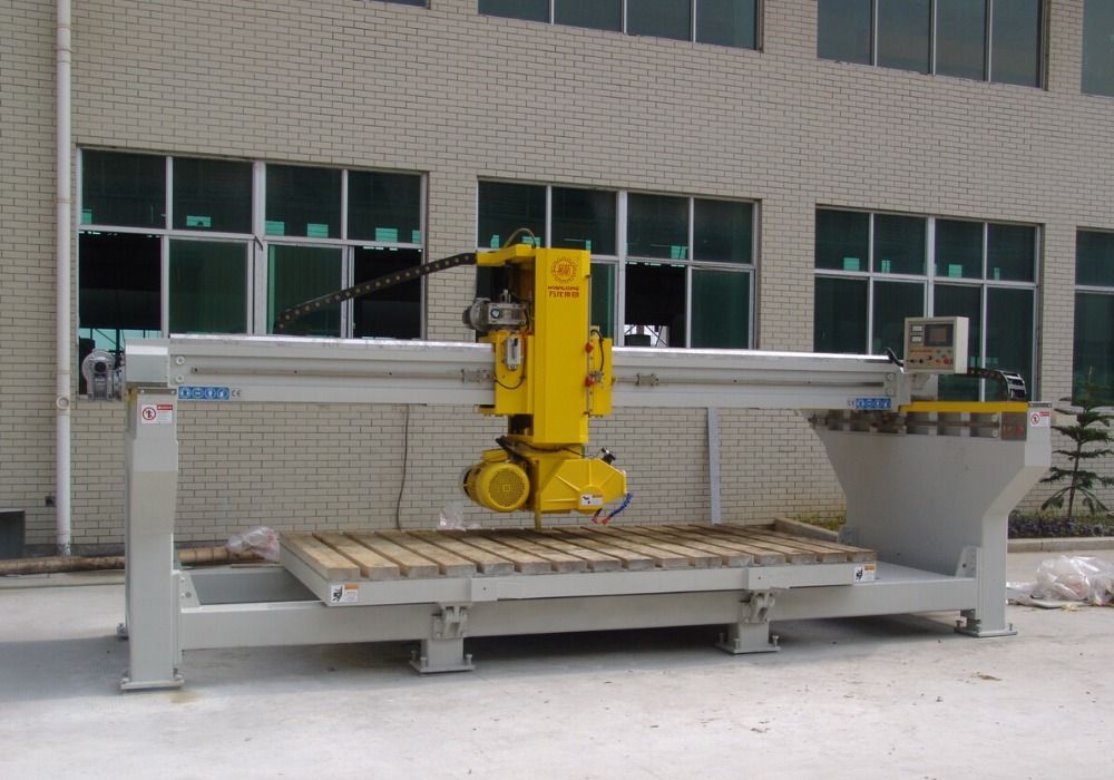 saw cutting machine